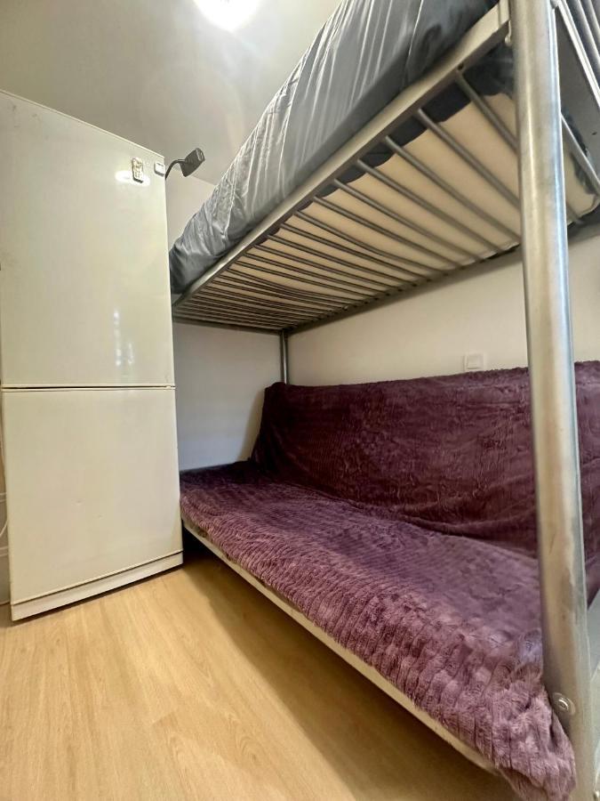 Апартаменты Little With Private Wc And Shower Close To Portaventura